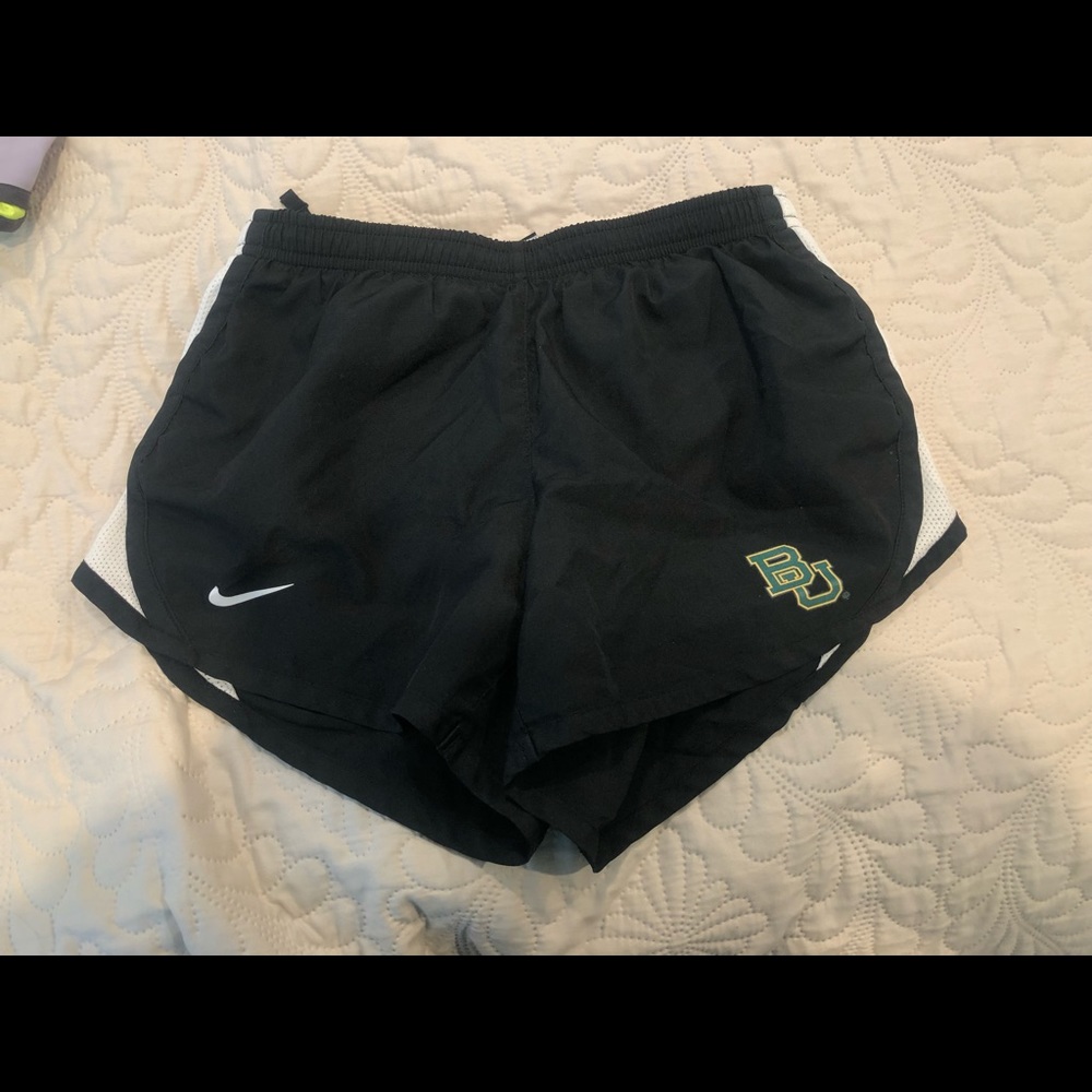 Size medium girls Baylor Nike shorts